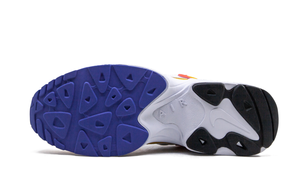 Air Max 2 Light AO1741 700
