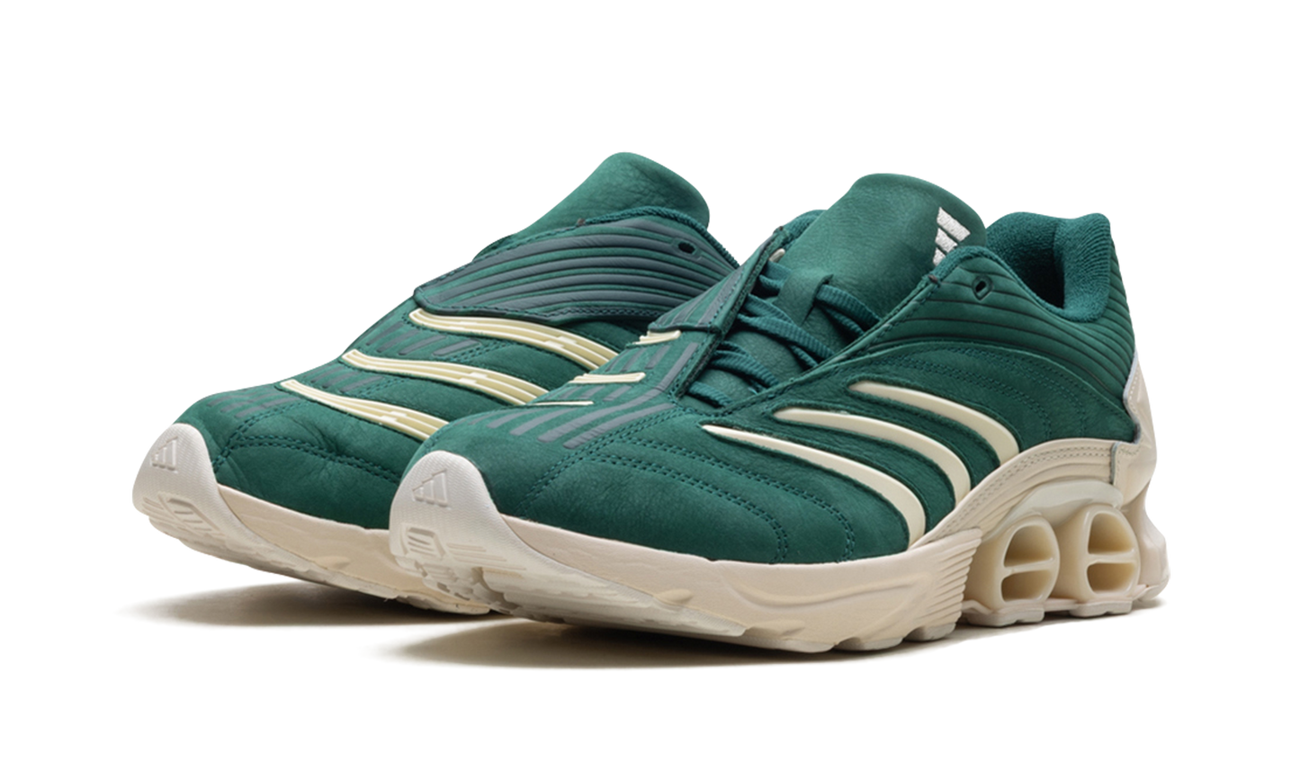 Predator Megaride "Kith - Scarab White" JR9206
