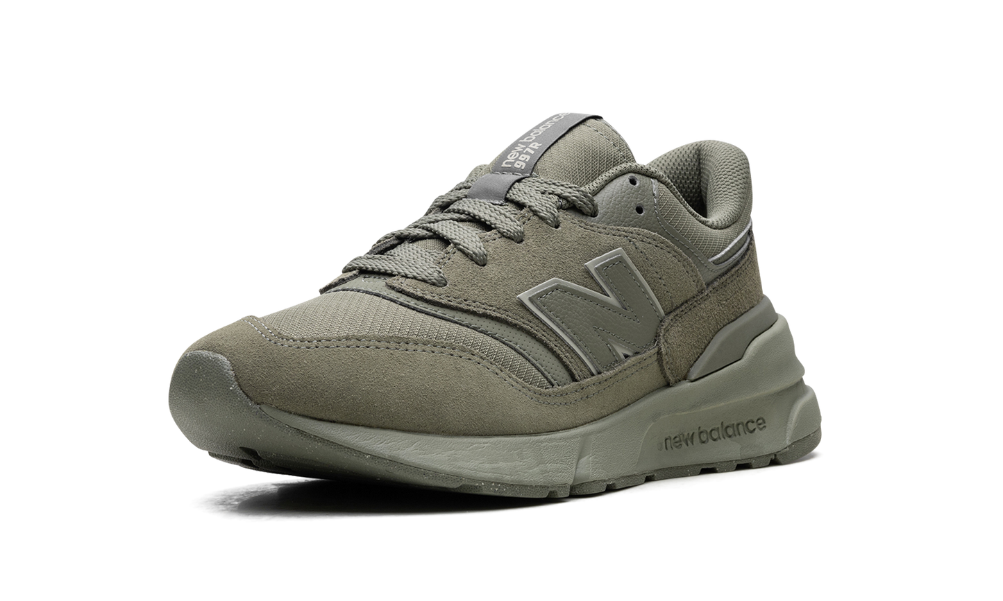 997 "Beige" U997RMF