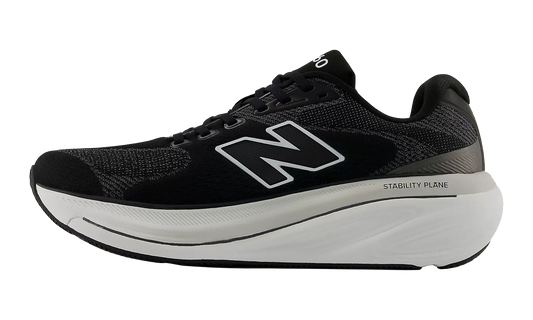 860v15 "Black White" M8607GW