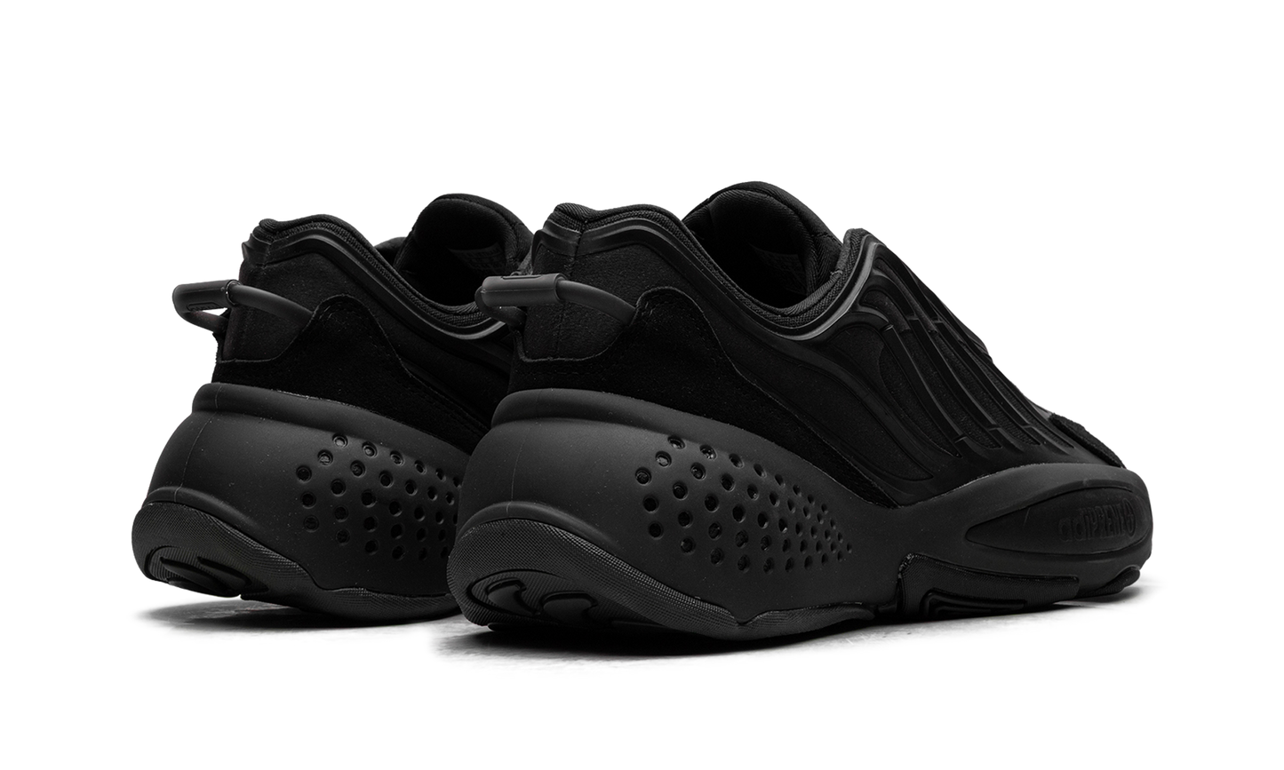 Ozrah "Core Black" GX1874