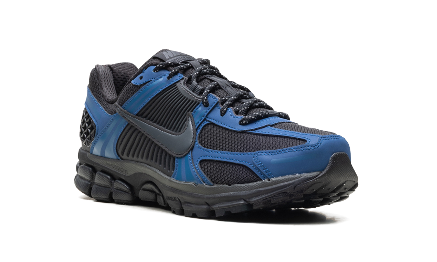 Zoom Vomero 5 "Black / Court Blue" HV6900 001