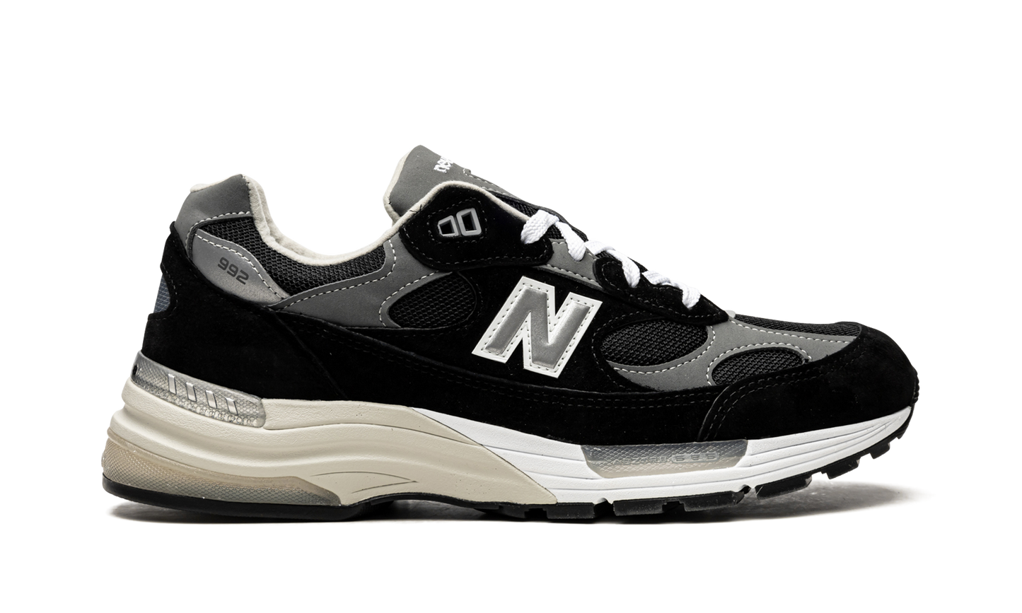 992 "Black" M992EB