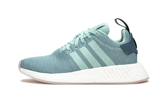 NMD_R2 WMNS "Ash Green" CQ2010