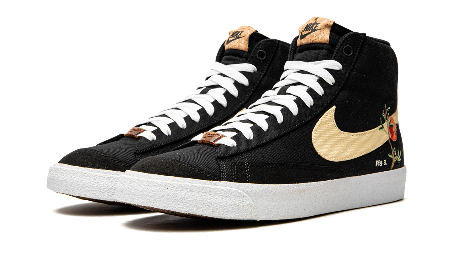 Blazer Mid 77 "Pomegranate" CI1166 001