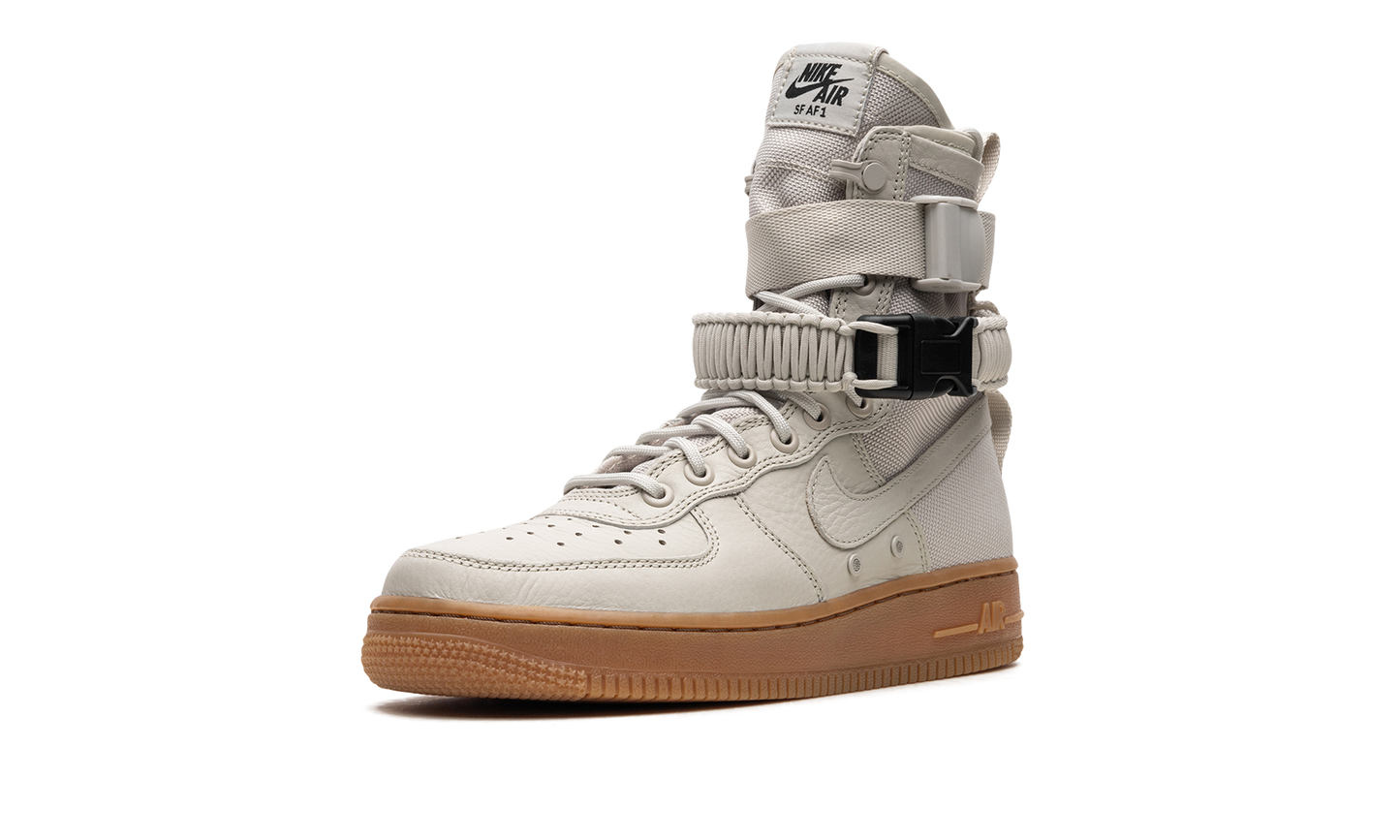 SF AF 1 WMNS 857872 004