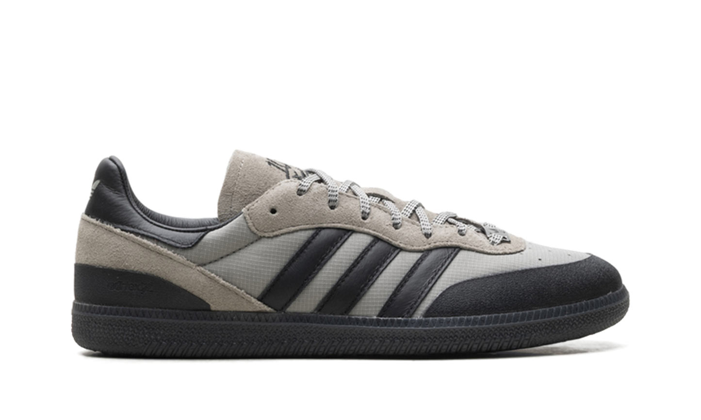 Palos Hills "100 Thieves - Silver Pebble Black" JR5536