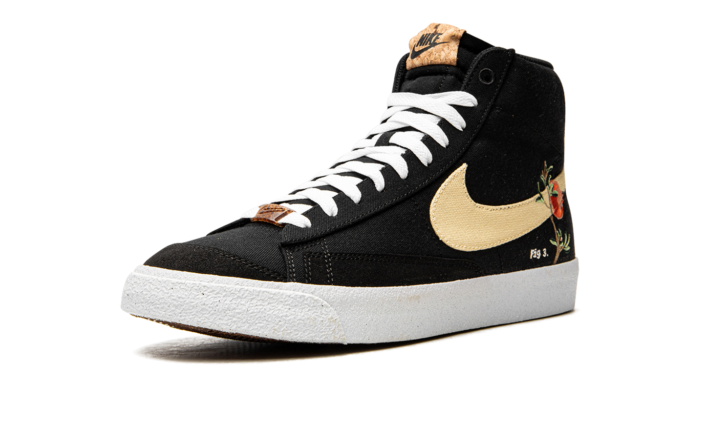 Blazer Mid 77 "Pomegranate" CI1166 001