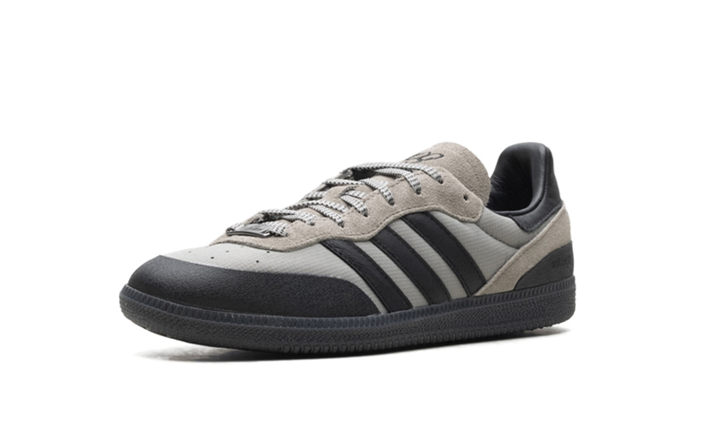 Palos Hills "100 Thieves - Silver Pebble Black" JR5536