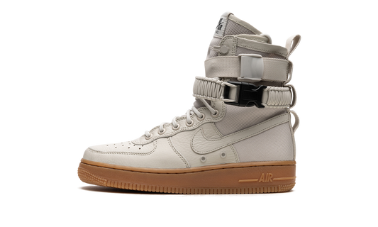 SF AF 1 WMNS 857872 004