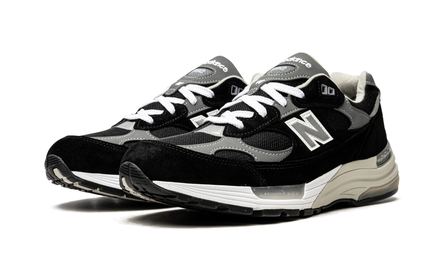 992 "Black" M992EB