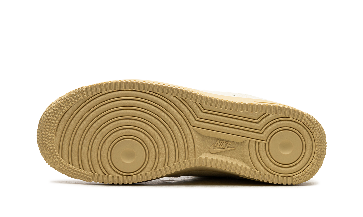 AIR FORCE 1 JEEL MNS WMNS "Coconut Milk" DO9456 100