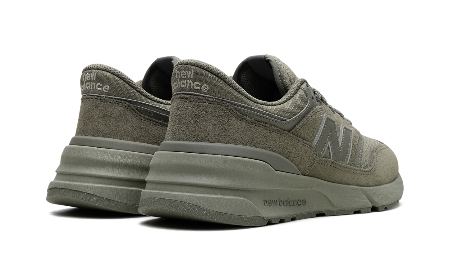 997 "Beige" U997RMF