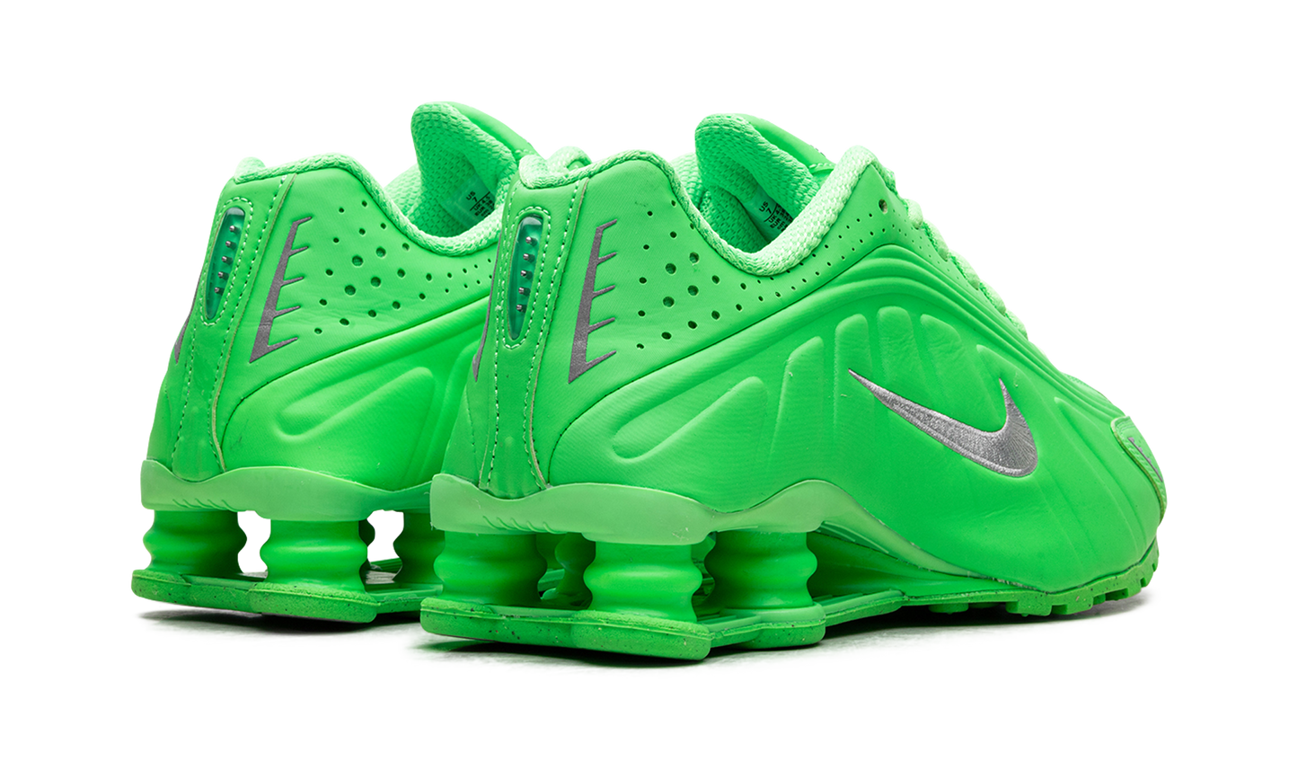 Shox R4 WMNS "Green Strike" HV0839 398